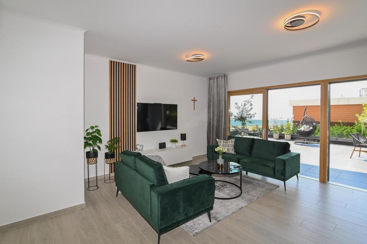 Sea View Deluxe Apartment Рієка Екстер'єр фото