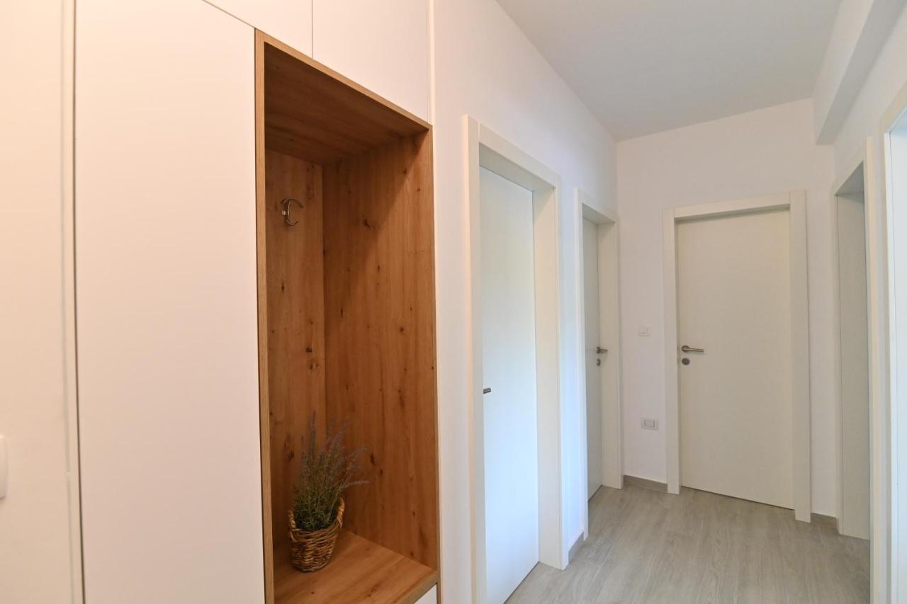 Sea View Deluxe Apartment Рієка Екстер'єр фото
