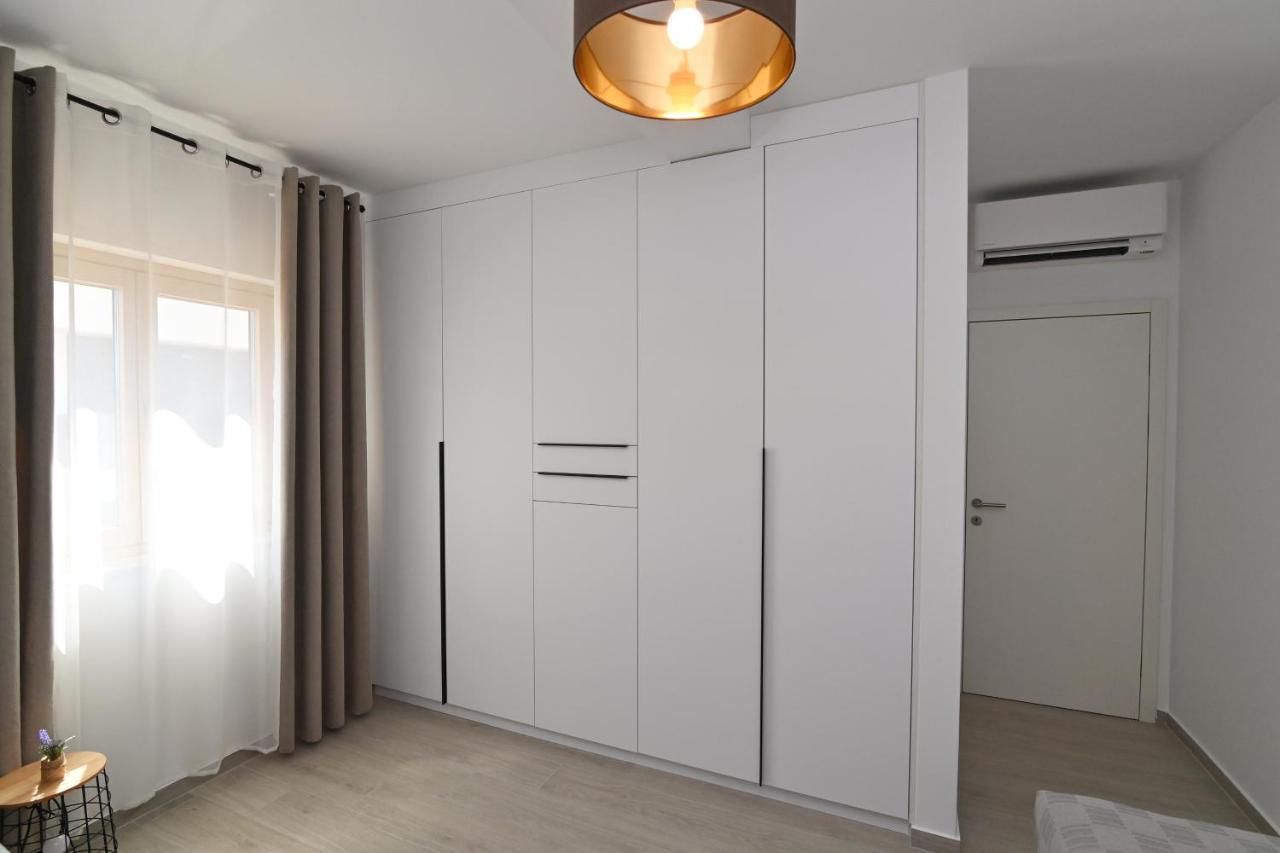 Sea View Deluxe Apartment Рієка Екстер'єр фото