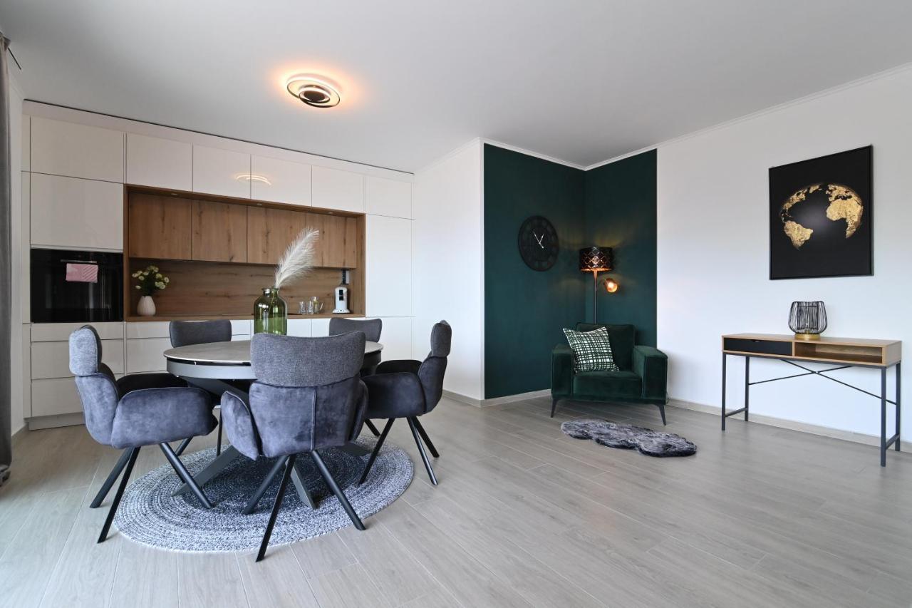Sea View Deluxe Apartment Рієка Екстер'єр фото
