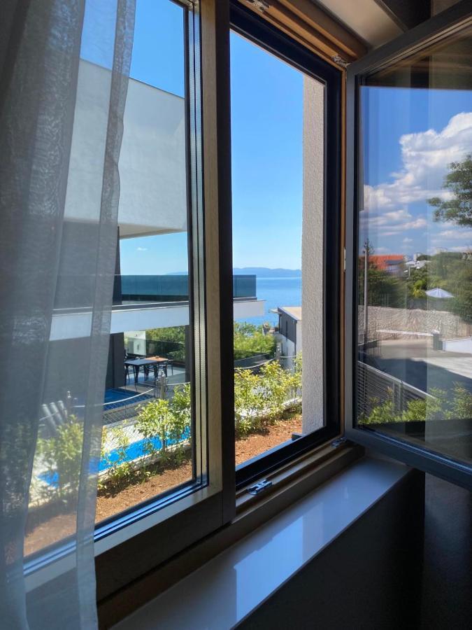 Sea View Deluxe Apartment Рієка Екстер'єр фото