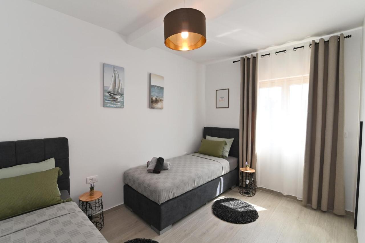 Sea View Deluxe Apartment Рієка Екстер'єр фото