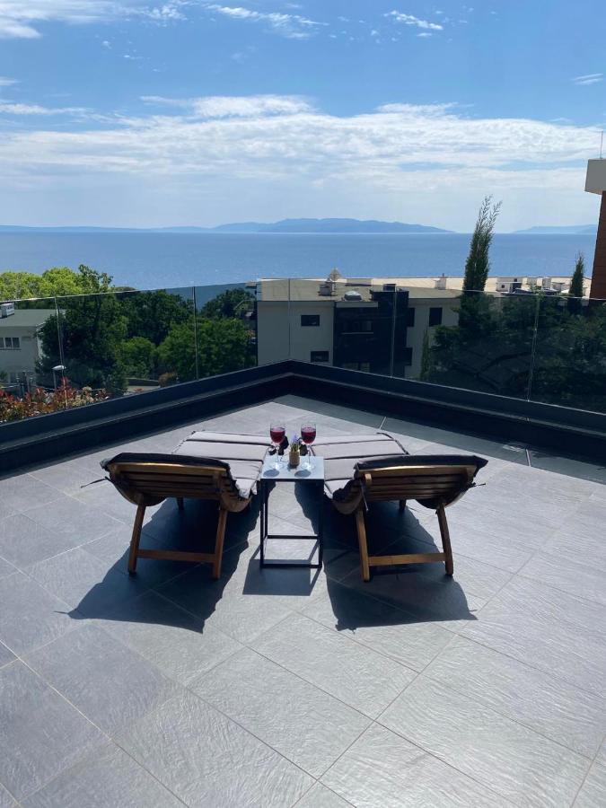 Sea View Deluxe Apartment Рієка Екстер'єр фото